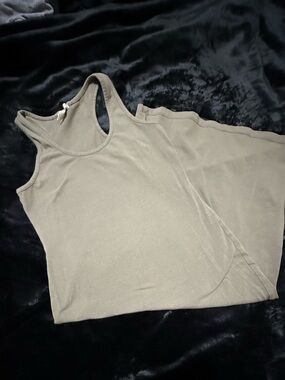 Bozzolo Olive Tank Top – Scoop Neck Racerback